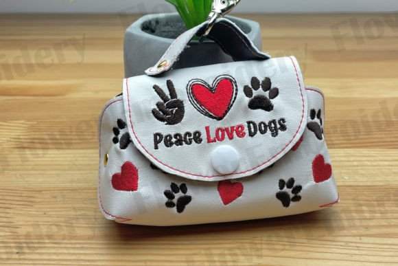 Review: ITH Mini Bag Peace Love Dogs Embroidery for Boutiques